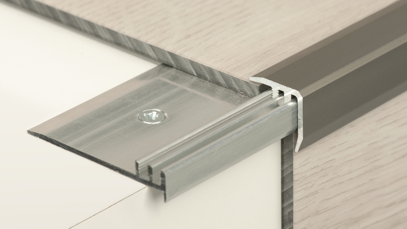Prinz Treppenkantensystem DESIGN-STEP Clipsprofil Nr. 330, 18,5 x 18,5 mm