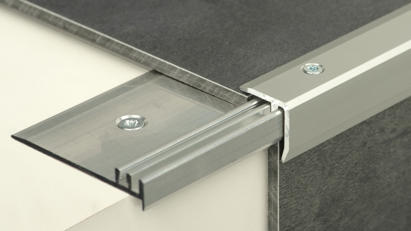 Prinz Treppenkantensystem DESIGN-STEP Schraubprofil Nr. 331, 18,5 x 18,5 mm