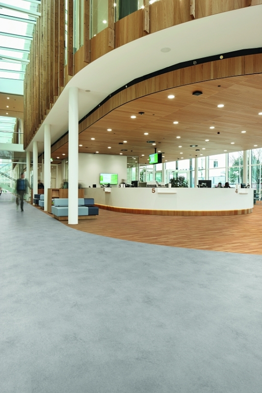 Forbo Eternal Material - Bahnenware - 11832 light cement