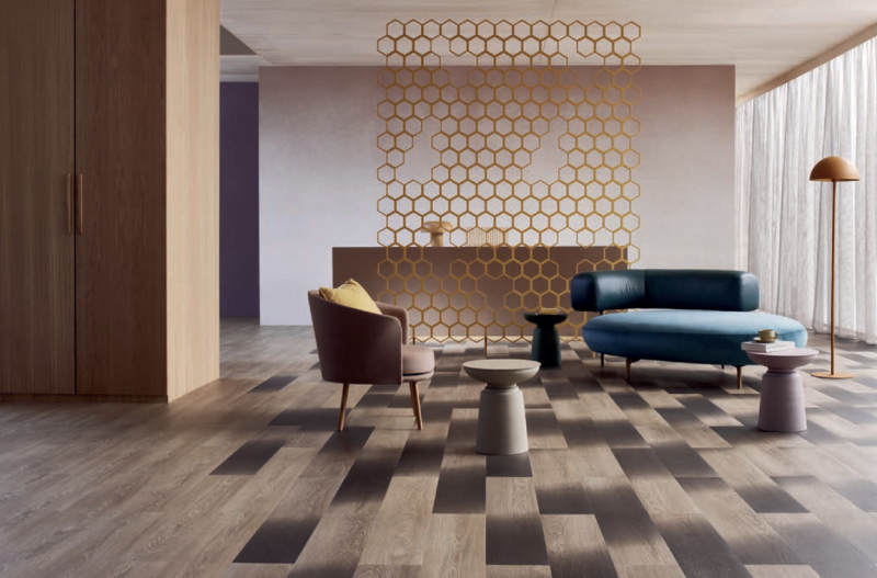 Forbo Allura Dryback | Wood 0,55 | 63534DR5 light timber gradient | 120 x 20 cm