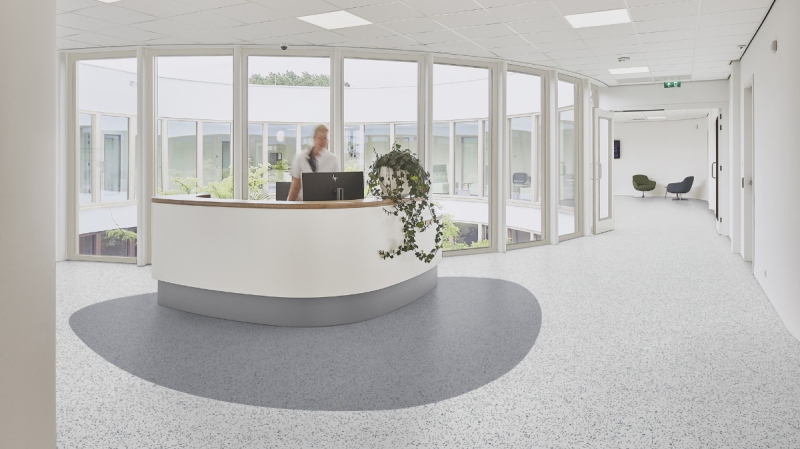 Forbo Sphera EC - Bahnenware - 450017 ivory