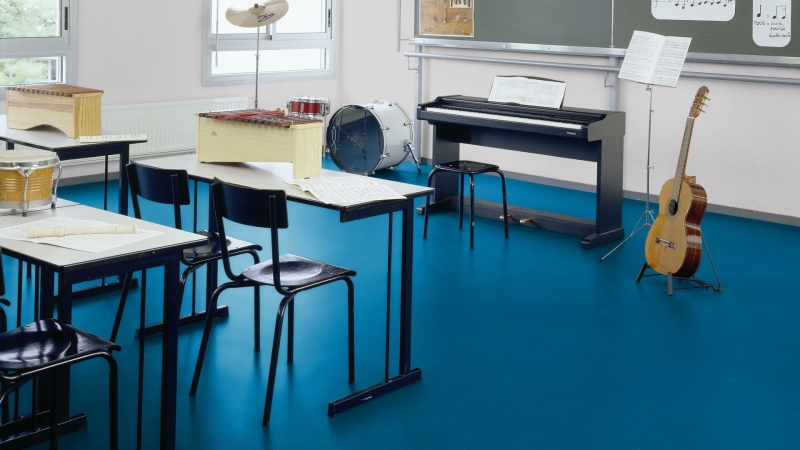 Gerflor DLW COLORETTE NEOCARE™ - 0123 Poppy Blue Linoleum Bahnenware 2,5 mm