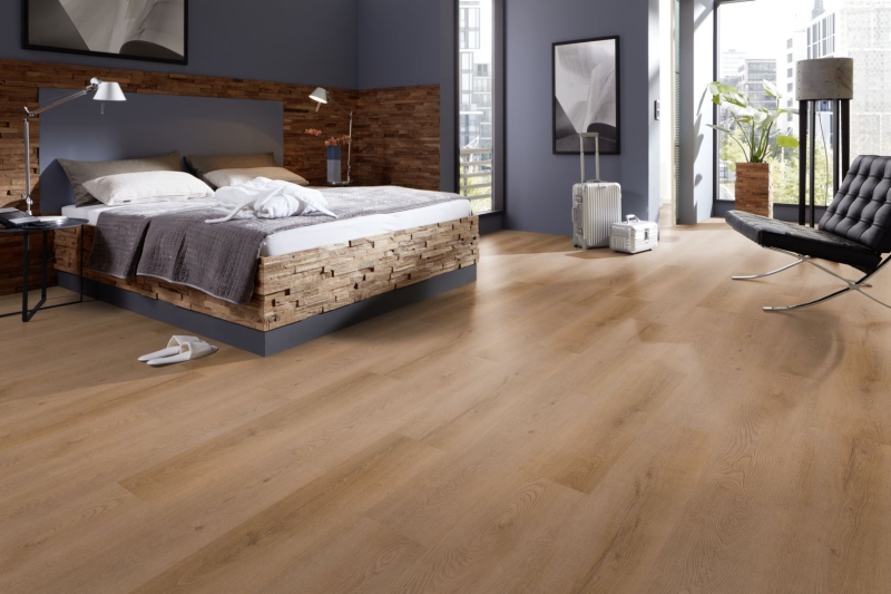 HWZ STRONG SPC VARIANT 