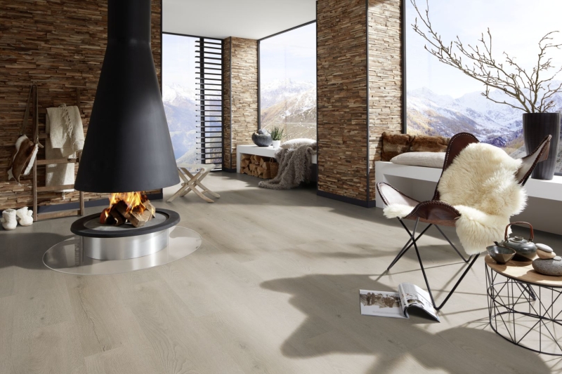 HWZ STRONG SPC VARIANT 