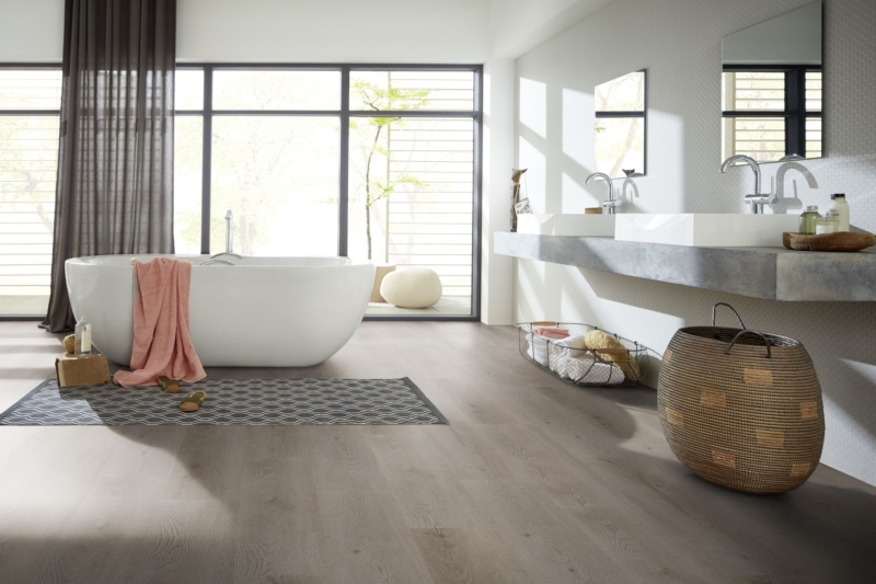 HWZ STRONG SPC VARIANT 