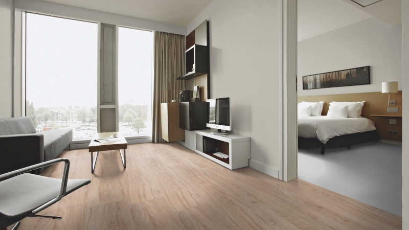 Forbo Allura Click Decibel 0,55 mm cc60065 honey elegant oak Designplanken