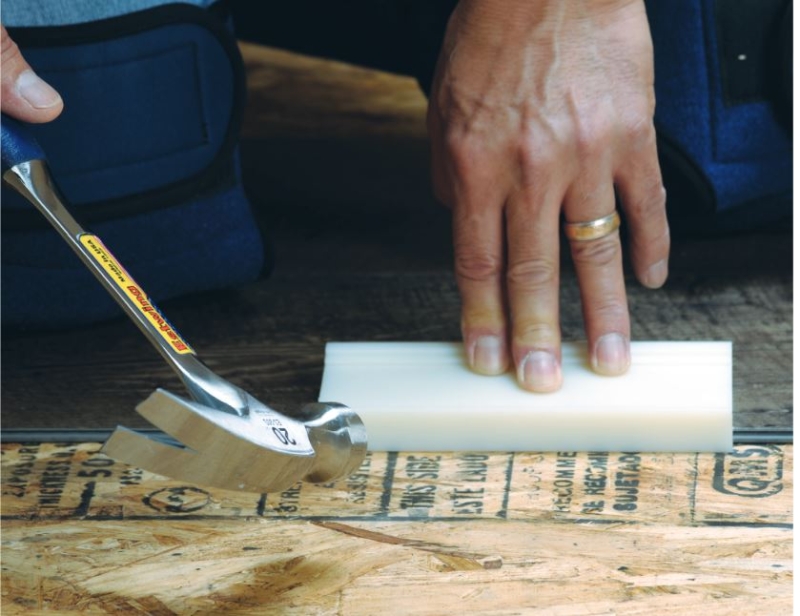 HWZ International Schlagklotz Verlegehilfe